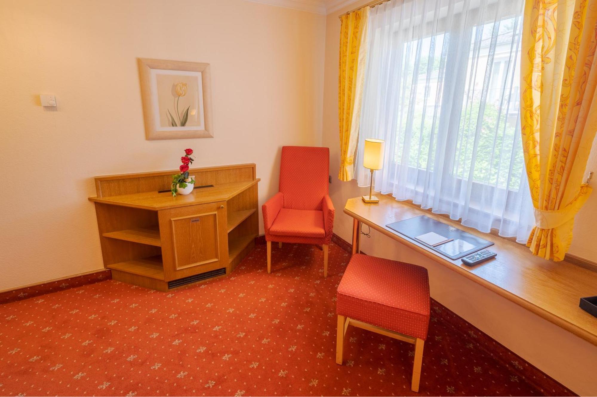 Hotel Am Schlosspark Zum Kurfuerst Oberschleißheim 객실 사진