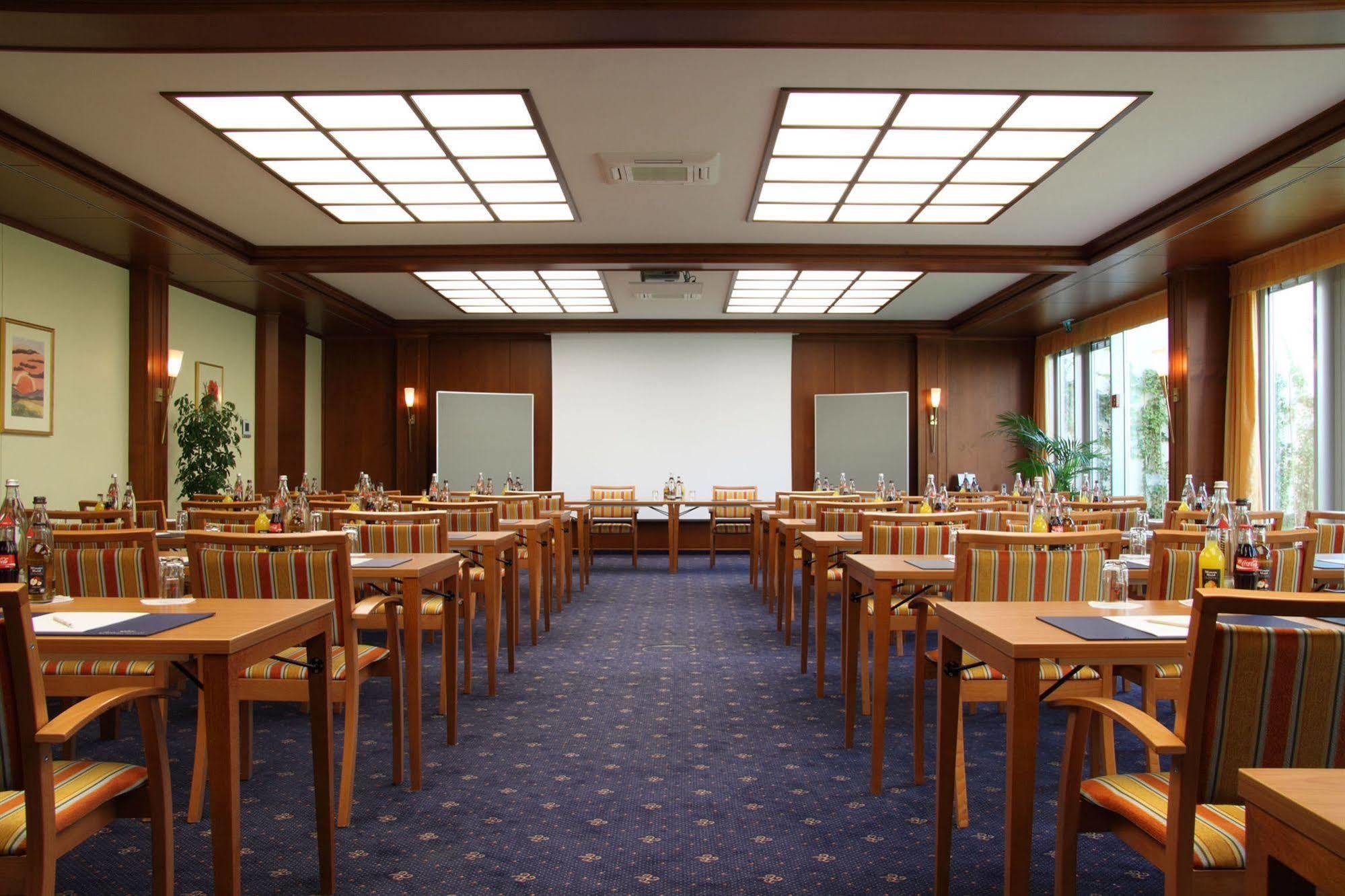 Hotel Am Schlosspark Zum Kurfuerst Oberschleißheim 시설 사진